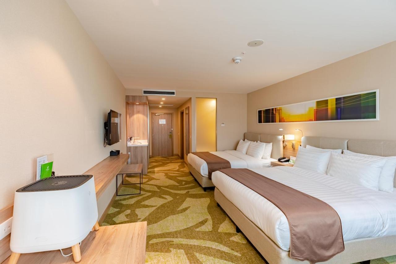 Holiday Inn Ulaanbaatar By Ihg Екстериор снимка