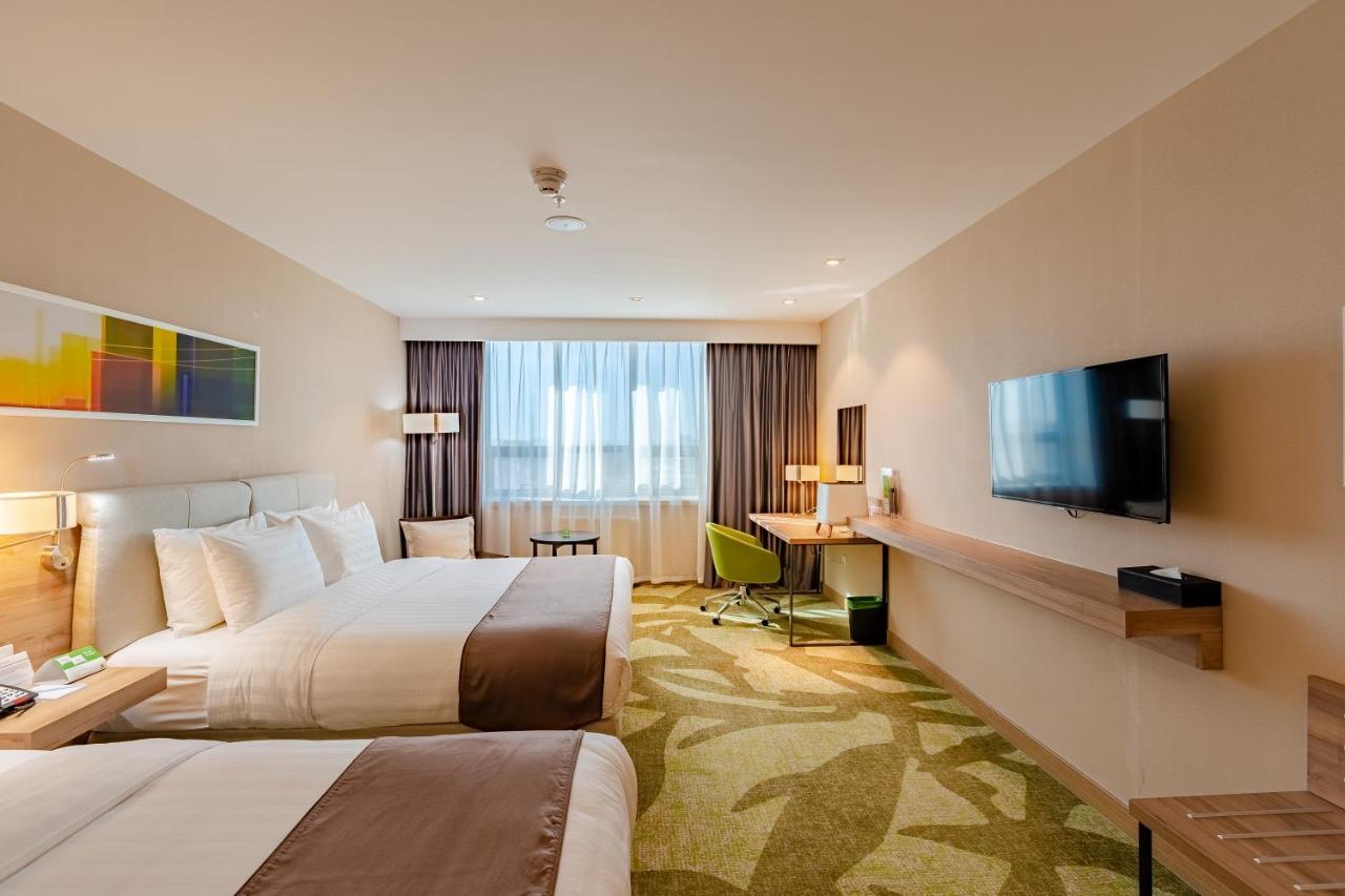 Holiday Inn Ulaanbaatar By Ihg Екстериор снимка