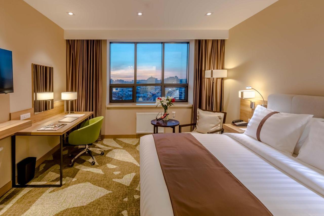 Holiday Inn Ulaanbaatar By Ihg Екстериор снимка