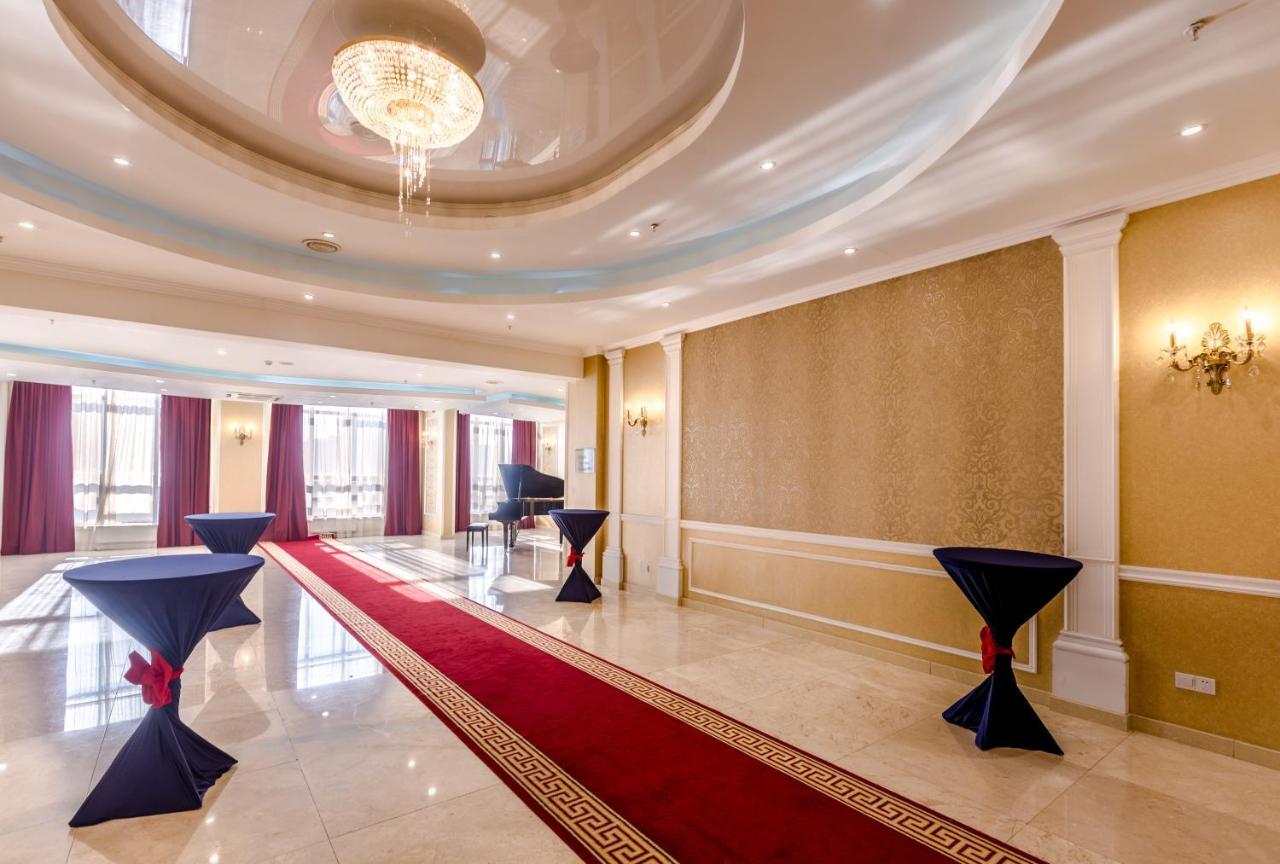 Holiday Inn Ulaanbaatar By Ihg Екстериор снимка